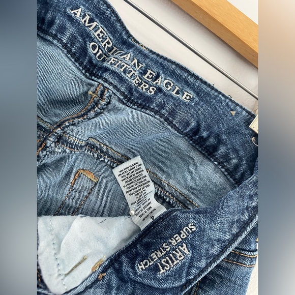 American Eagle Artist super stretch flare jeans size 4 - Picture 4 of 4